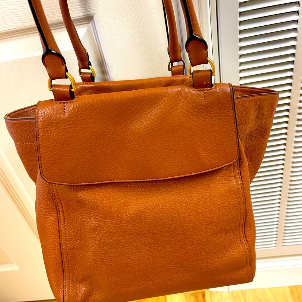 Tory Burch purse in good condition